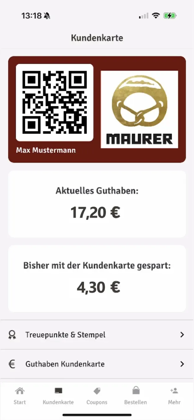 Bildschirm „Kundenkarte" in der Maurer-App: Code zum Vorzeigen an der Kasse, darunter Guthaben und gesparter Betrag