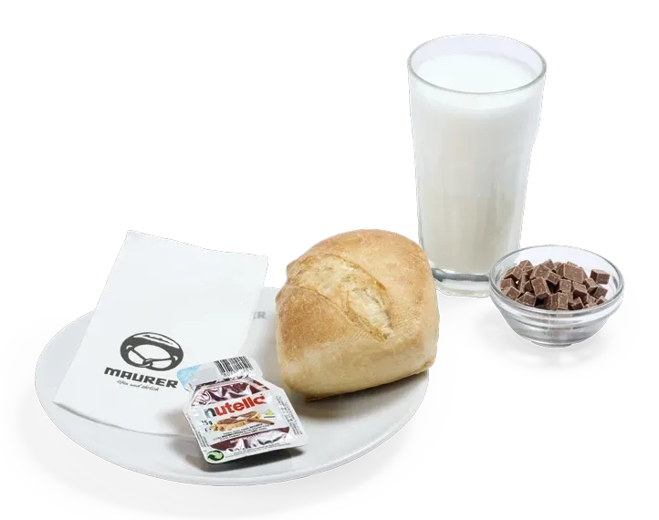 Kinder-Frühstück, freigestellt von oben
