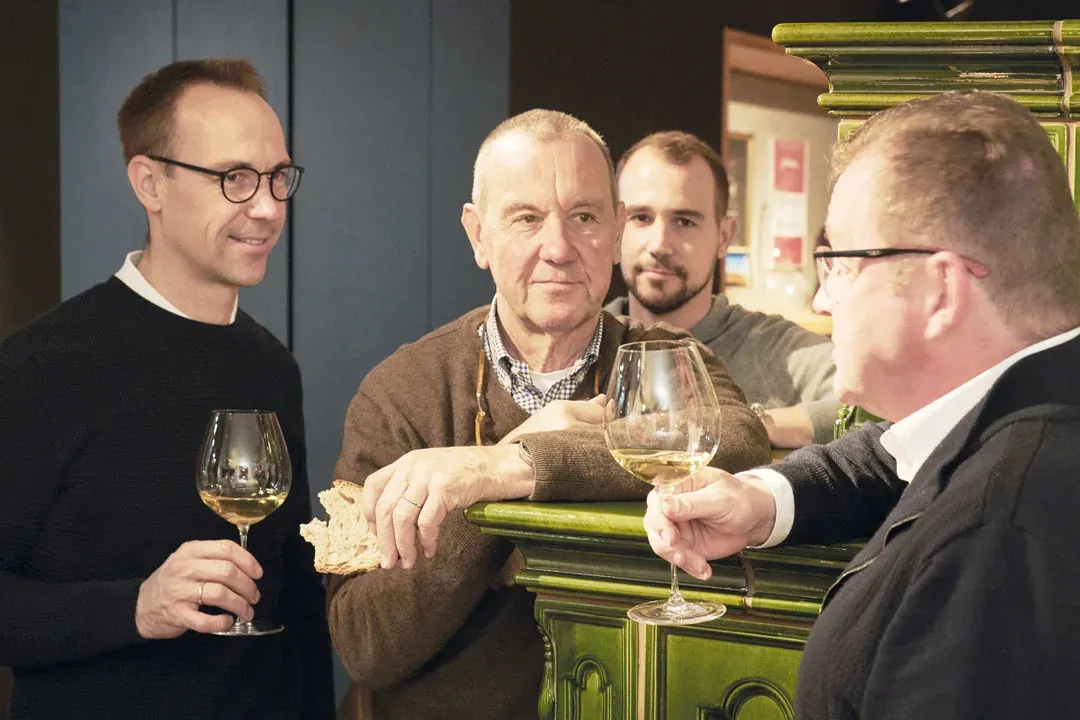 Hansjörg, Gert und Matthias Adliger im Gespräch mit Tobias Mauerer
