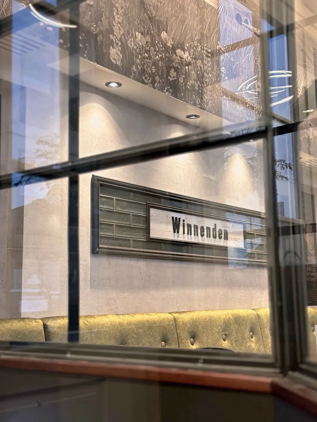 Blick in das Bäckerei-Café Winnenden – im Bahnhofsgebäude